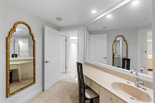 20191 E Country Club Drive 407, Aventura, FL 33180
