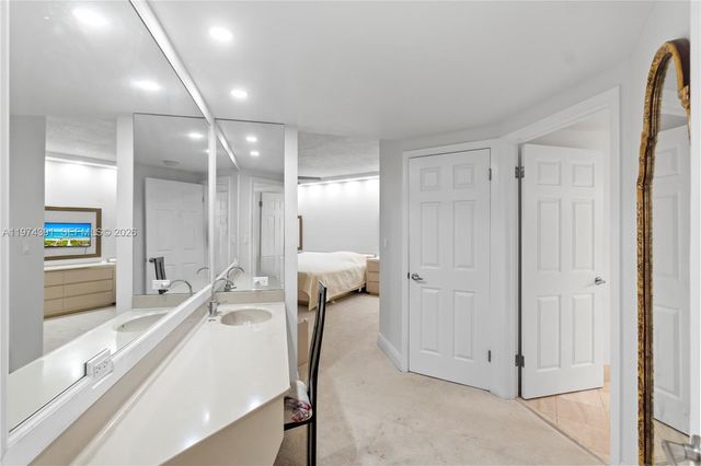 20191 E Country Club Drive 407, Aventura, FL 33180