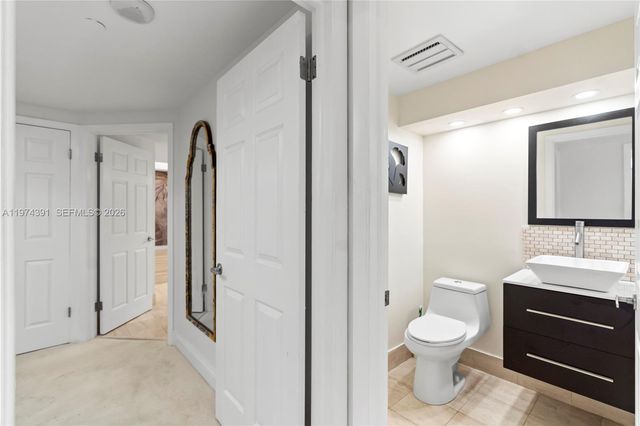 20191 E Country Club Drive 407, Aventura, FL 33180