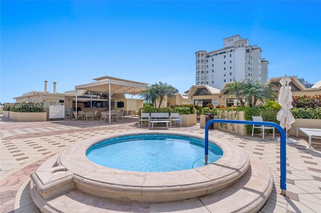 20191 E Country Club Drive 407, Aventura, FL 33180