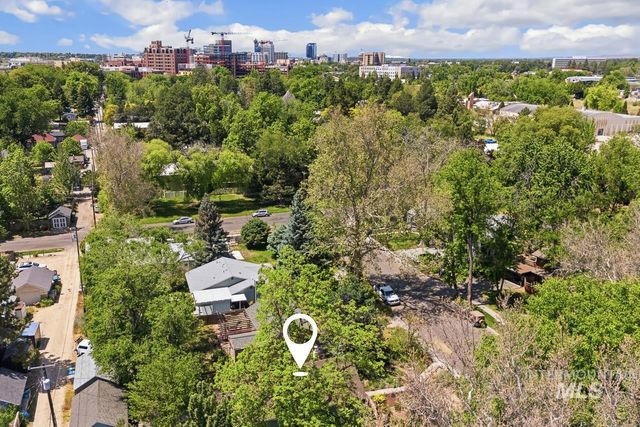 915 E Krall St, Boise, ID 83712