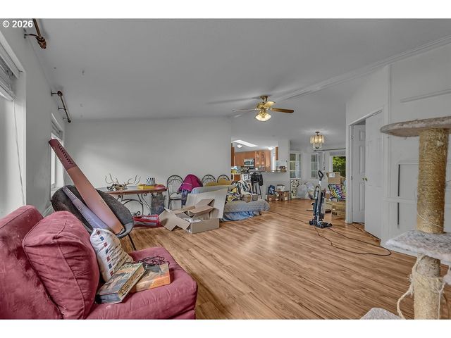 16000 Se POWELL Blvd 6, Portland, OR 97236