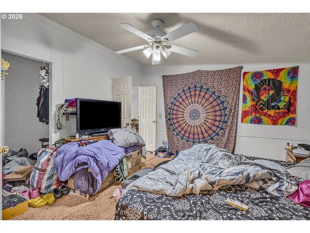 16000 Se POWELL Blvd 6, Portland, OR 97236