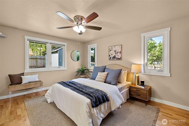 5306 169th Place SW, Lynnwood, WA 98037