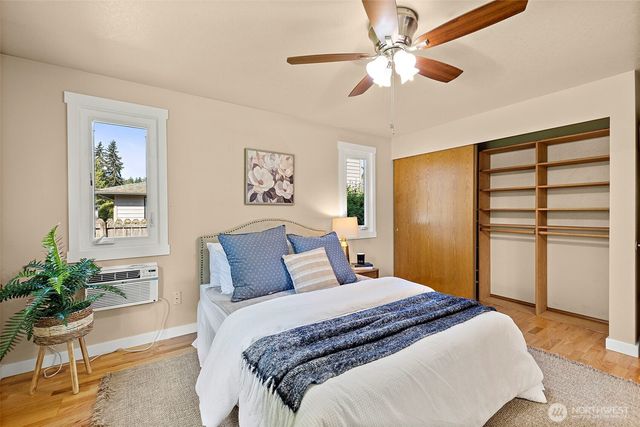 5306 169th Place SW, Lynnwood, WA 98037