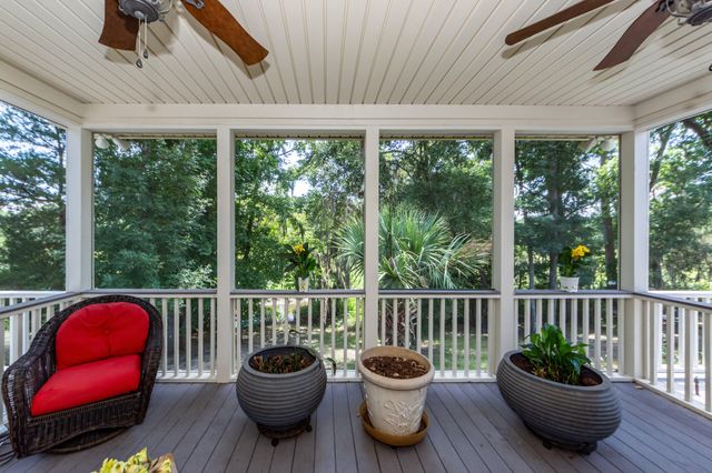 8581 Refuge Pointe Circle, North Charleston, SC 29420