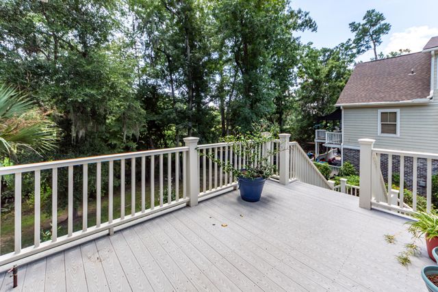 8581 Refuge Pointe Circle, North Charleston, SC 29420