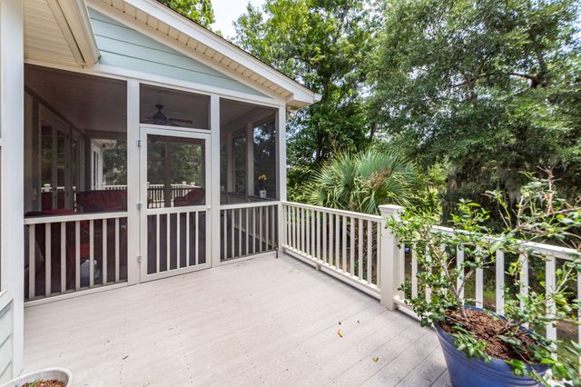 8581 Refuge Pointe Circle, North Charleston, SC 29420