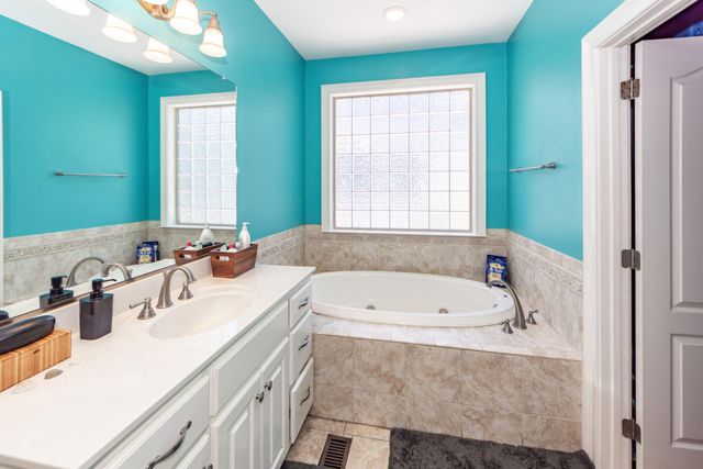 8581 Refuge Pointe Circle, North Charleston, SC 29420