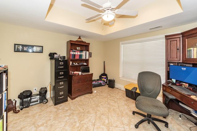 8581 Refuge Pointe Circle, North Charleston, SC 29420