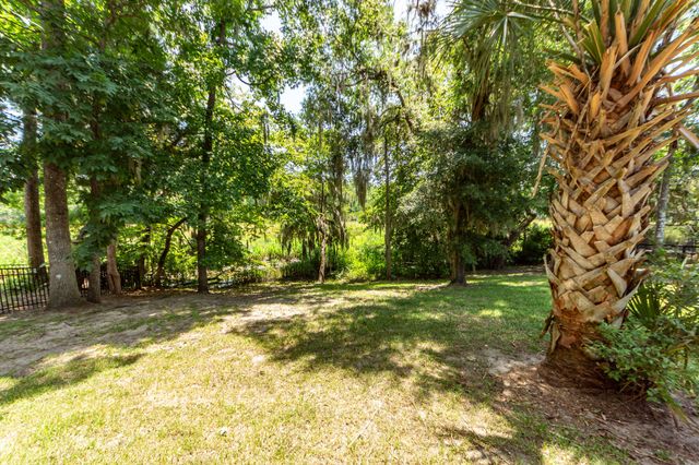 8581 Refuge Pointe Circle, North Charleston, SC 29420