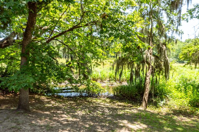 8581 Refuge Pointe Circle, North Charleston, SC 29420