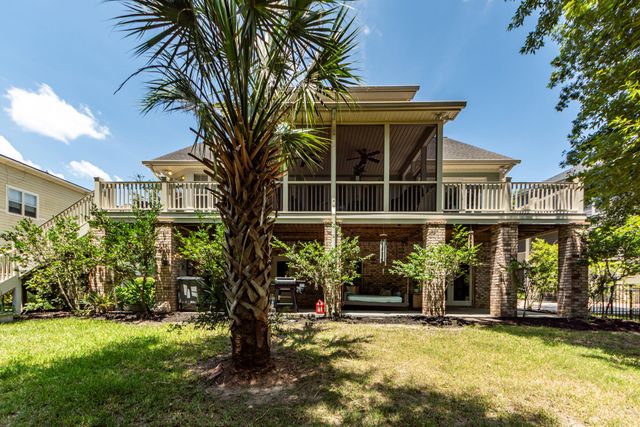 8581 Refuge Pointe Circle, North Charleston, SC 29420