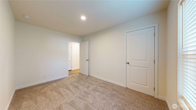 361 Eridani Loop SE, Ocean Shores, WA 98569