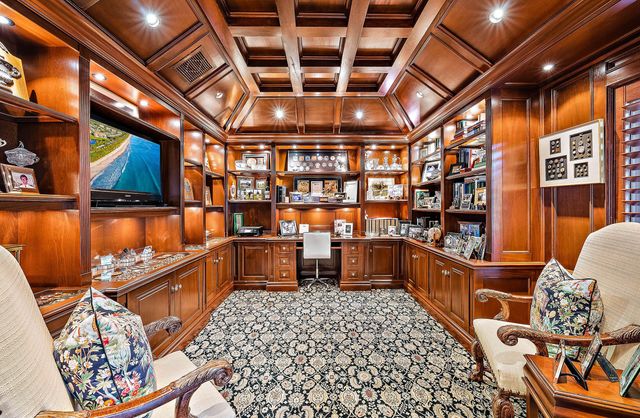 11818 Lost Tree Way, North Palm Beach, FL 33408