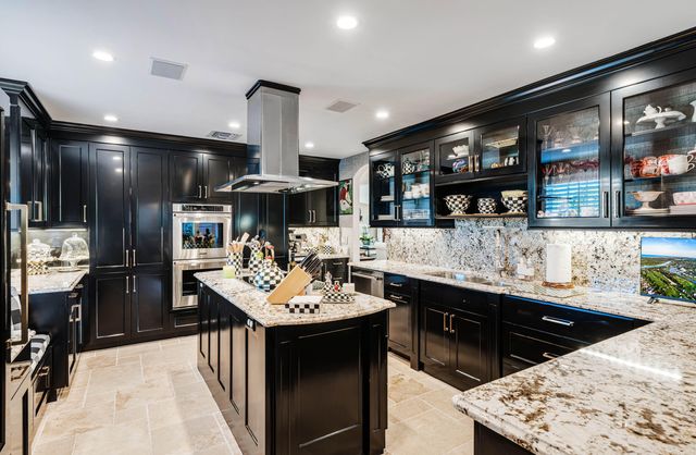 11818 Lost Tree Way, North Palm Beach, FL 33408