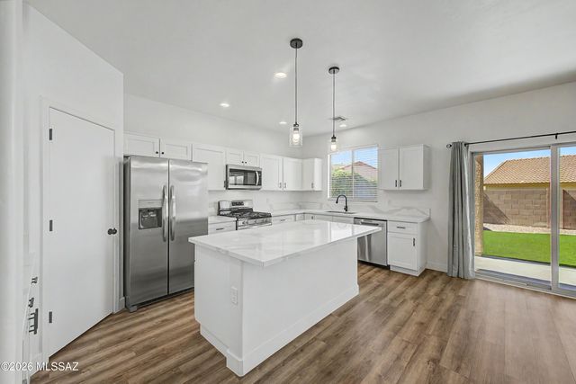 12807 E Hannah Trail, Vail, AZ 85641