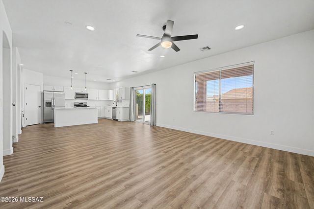 12807 E Hannah Trail, Vail, AZ 85641