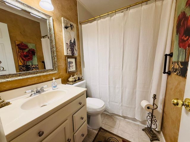 8813 Holiday, Sherwood, AR 72120