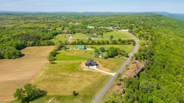 2673 Ga-301, Trenton, GA 30752