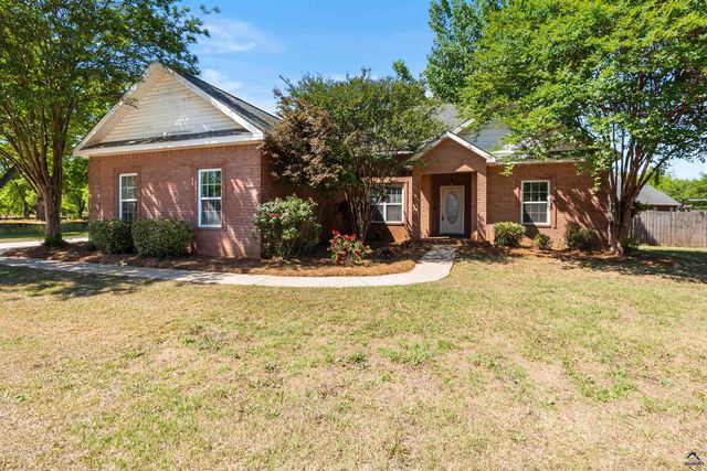 208 Mahan Drive, Perry, GA 31069