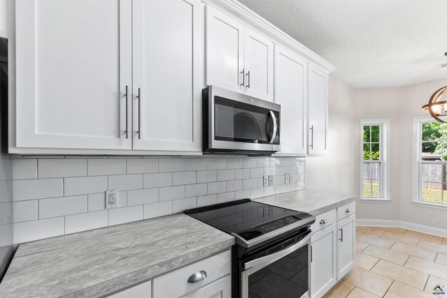208 Mahan Drive, Perry, GA 31069