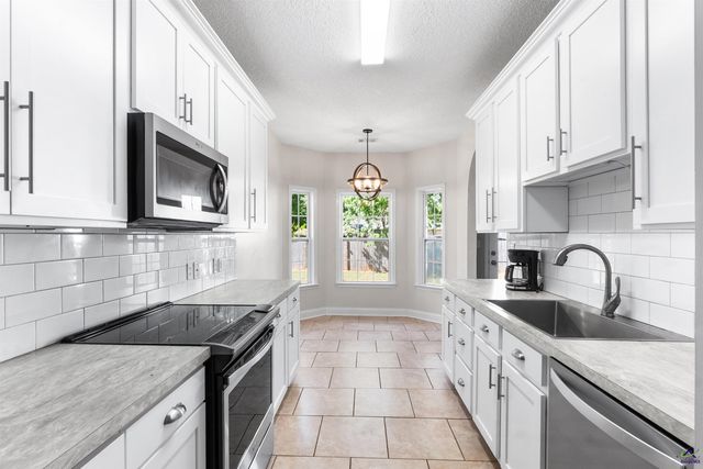 208 Mahan Drive, Perry, GA 31069