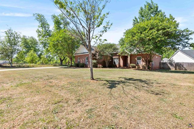 208 Mahan Drive, Perry, GA 31069
