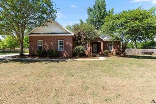 208 Mahan Drive, Perry, GA 31069