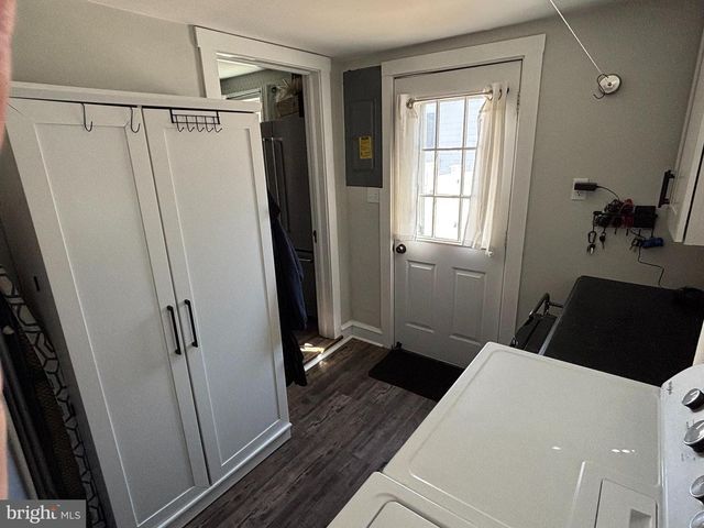 61 NEW JERSEY AVE, Pennsville, NJ 08070