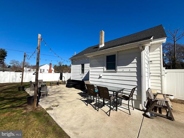 61 NEW JERSEY AVE, Pennsville, NJ 08070