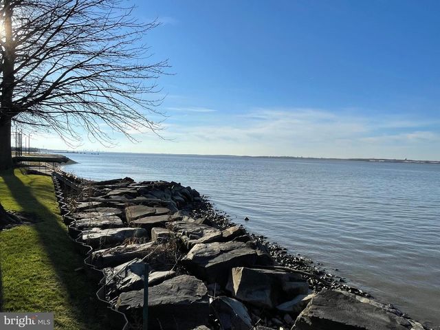 61 NEW JERSEY AVE, Pennsville, NJ 08070