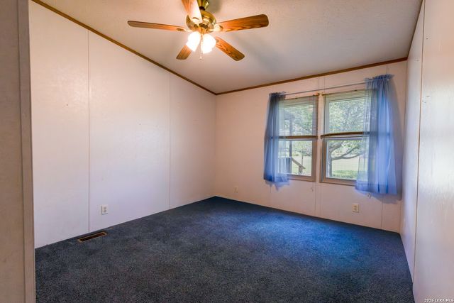 4780 COUNTY ROAD 307, Jourdanton, TX 78026