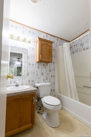 4780 COUNTY ROAD 307, Jourdanton, TX 78026