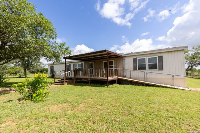 4780 COUNTY ROAD 307, Jourdanton, TX 78026