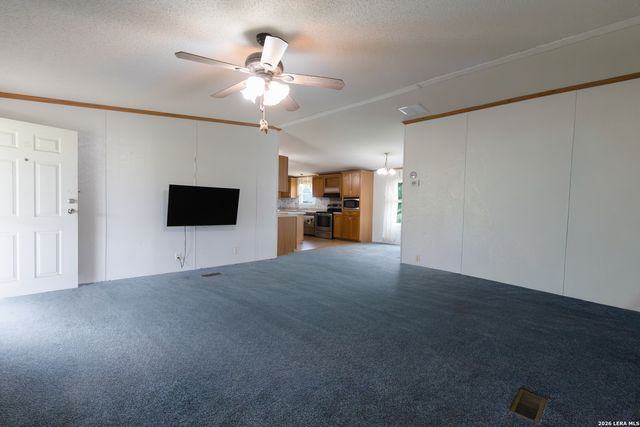 4780 COUNTY ROAD 307, Jourdanton, TX 78026