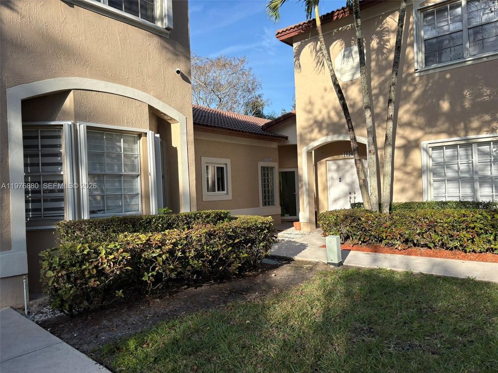 16205 Emerald Cove RD 16205, Weston, FL 33331