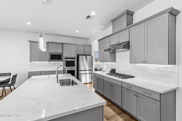 325 S Pah Rah Rdg Drive, Sparks, NV 89441