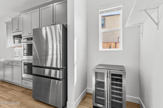 325 S Pah Rah Rdg Drive, Sparks, NV 89441