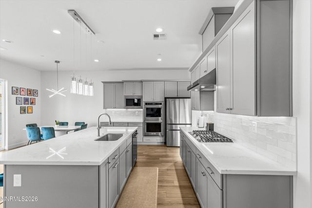 325 S Pah Rah Rdg Drive, Sparks, NV 89441