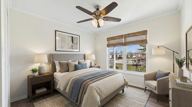 12 Surrey Court, Grayslake, IL 60030