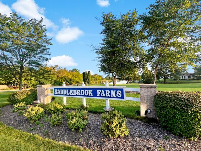 12 Surrey Court, Grayslake, IL 60030