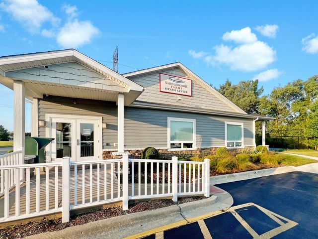 12 Surrey Court, Grayslake, IL 60030