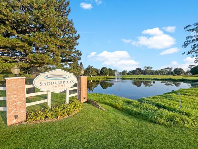 12 Surrey Court, Grayslake, IL 60030