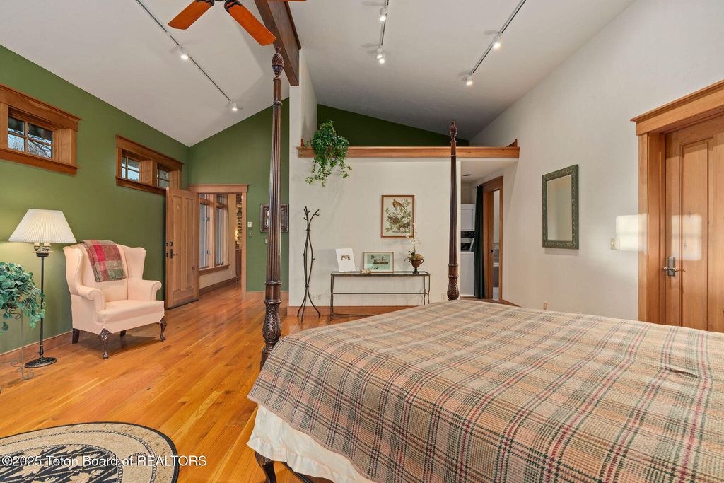 1415 N SECOND Street, Wilson, WY 83014 photo 26