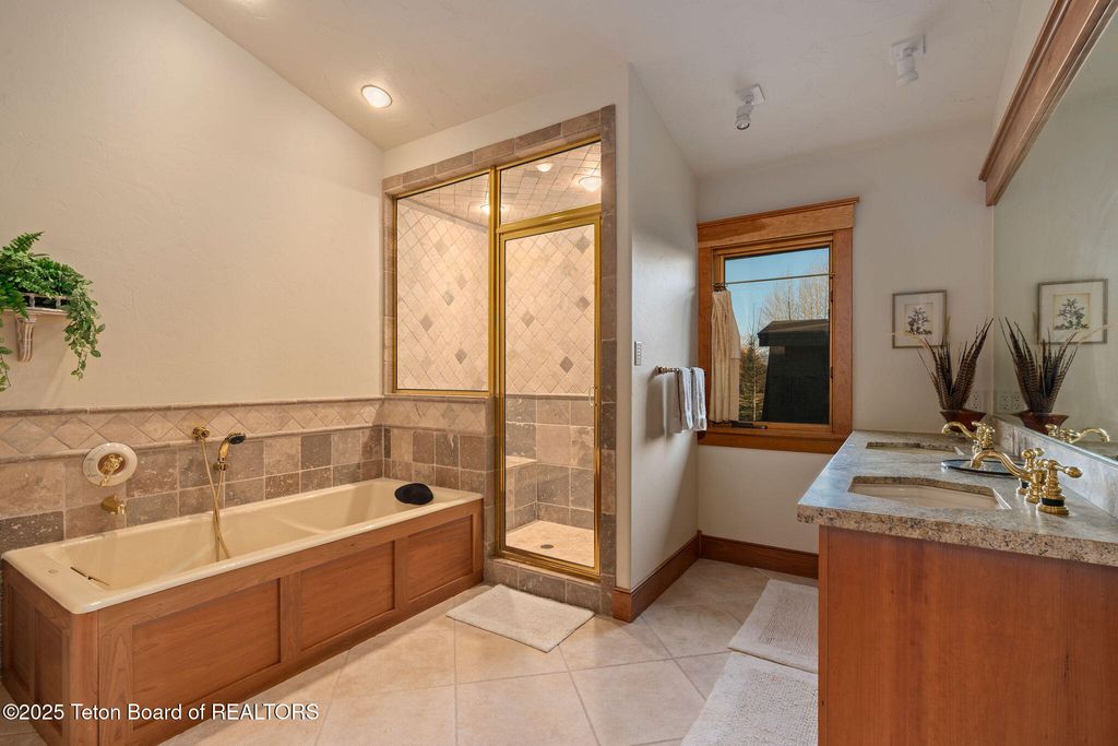 1415 N SECOND Street, Wilson, WY 83014 photo 27