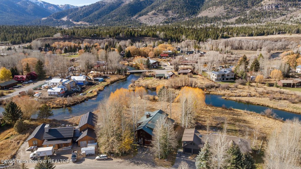 1415 N SECOND Street, Wilson, WY 83014 photo 29