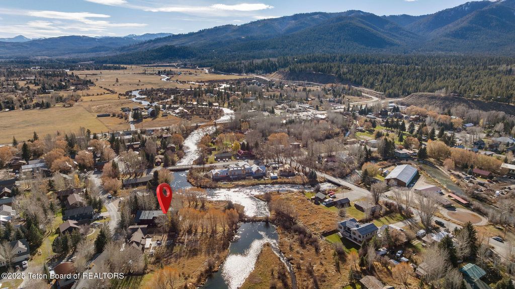 1415 N SECOND Street, Wilson, WY 83014 photo 39