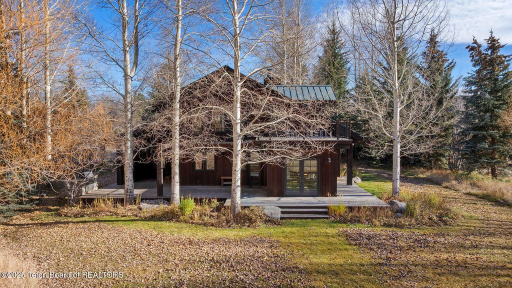 1415 N SECOND Street, Wilson, WY 83014 photo 5