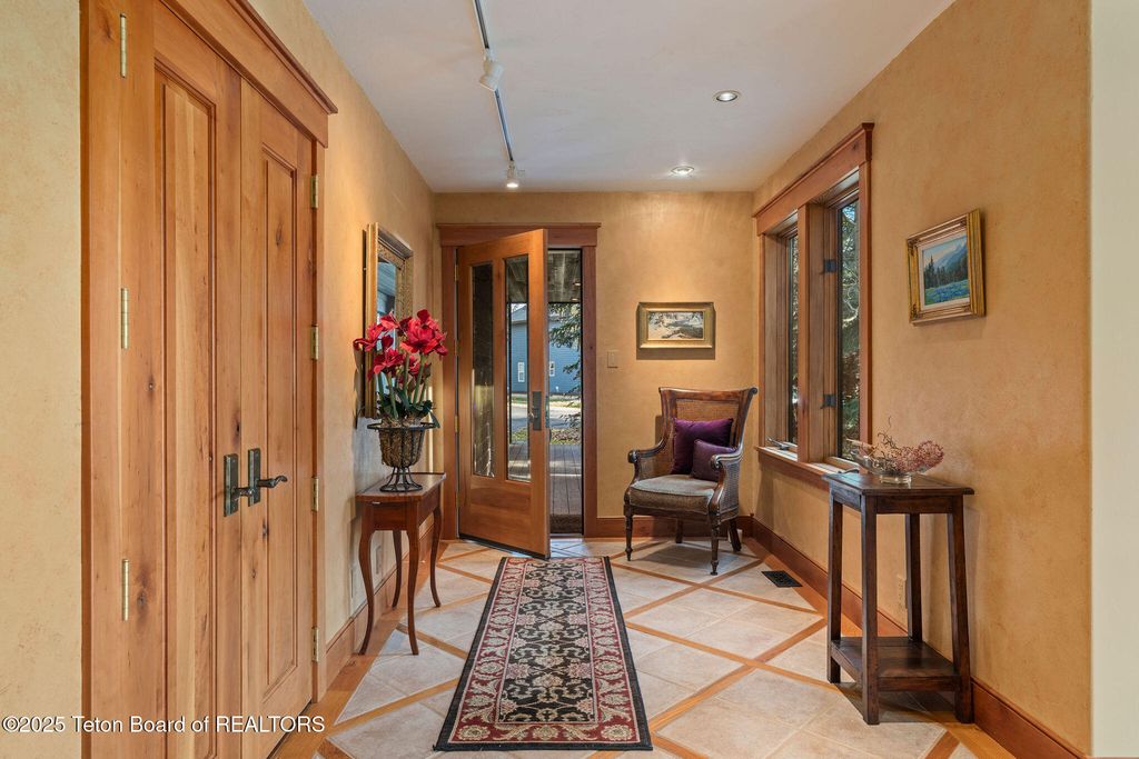 1415 N SECOND Street, Wilson, WY 83014 photo 7